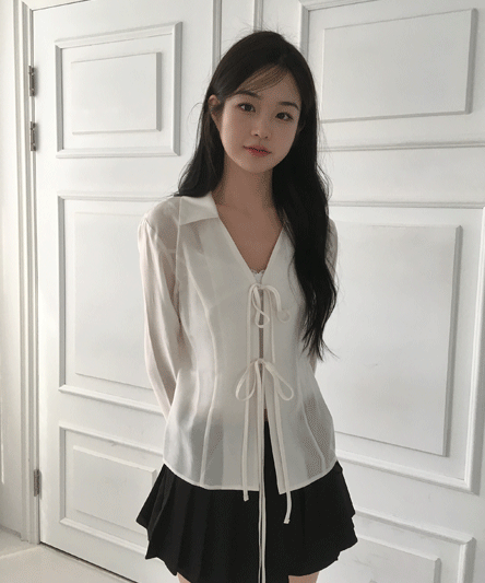 [Layered/Chic Lovely 🖤] Seongsu Ribbon Blouse BL - 2 colors