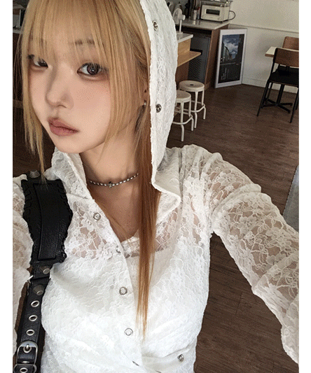 [Vintage Mood 🐰] Bunny Lace Hooded Top - 3 colors